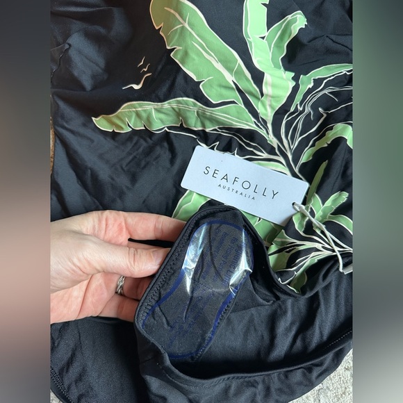 Seafolly Palm Paradise DD One Piece - Black Size (Australia 10) US 6 - Picture 6 of 7